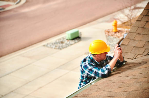 Roof Gutter Cleaning in Oak Trail Shores, TX